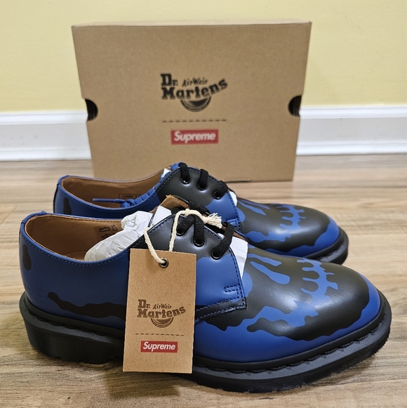 Dr. Martens Shoes - Dr. Martens 1461 SUPREME SKULL